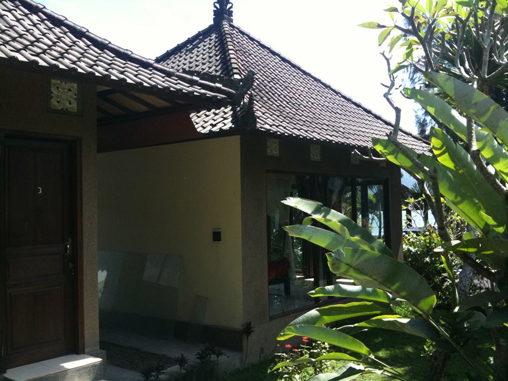 Baruna Lake Side View Kintamani  Luaran gambar